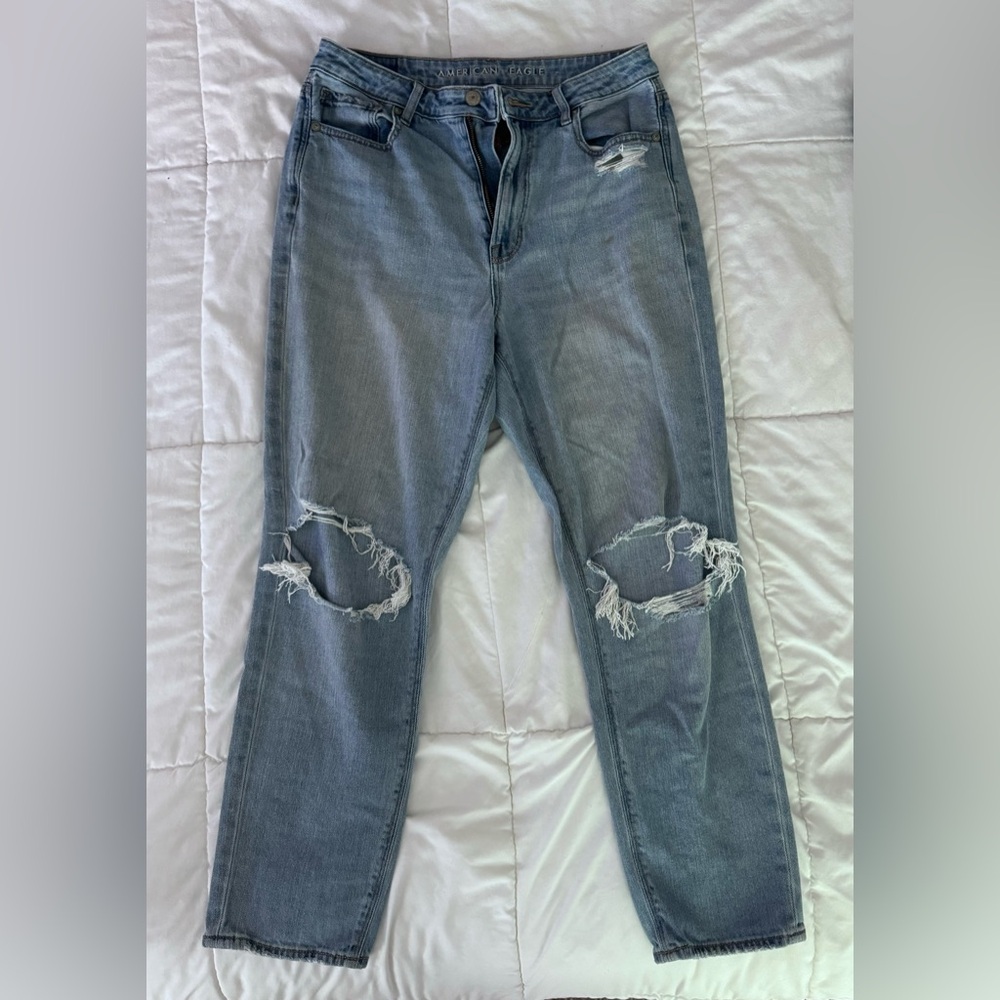 American Eagle Mom Jeans